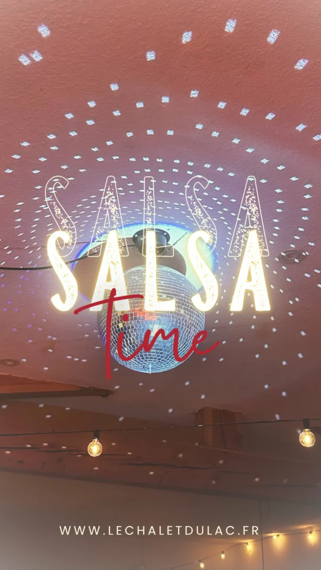 🪩 𝑳’𝒆𝒔𝒑𝒓𝒊𝒕 𝒈𝒖𝒊𝒏𝒈𝒖𝒆𝒕𝒕𝒆 𝒅𝒖 𝑪𝒉𝒂𝒍𝒆𝒕 𝒅𝒖 𝒍𝒂𝒄

La musique s’installe, les premiers pas s’esquissent…
et peu à peu, l’ambiance prend vie 🎶

Au Chalet du Lac, les soirées ne sont pas juste des soirées. Ce sont des moments à partager, à vivre, à ressentir.

🍽️ On se régale 
🍹 On trinque
💃 On danse

✨ Et surtout… on se retrouve ! 

Inspirées par l’énergie de la salsa, ces soirées font vibrer le lieu et apportent une vraie dynamique au cœur du village.

Un esprit guinguette assumé, festif et ouvert à tous, que vous soyez danseur… ou simplement là pour profiter ! 

👉 Et vous, vous venez quand ? 

𝑳𝒆 𝑪𝒉𝒂𝒍𝒆𝒕 𝒅𝒖 𝑳𝒂𝒄 • 𝑹𝒆𝒔𝒕𝒂𝒖𝒓𝒂𝒏𝒕 & 𝑮𝒖𝒊𝒏𝒈𝒖𝒆𝒕𝒕𝒆
☎️ Réservation conseillée au 04•13•38•32•63
🌐 www.lechaletdulac.fr

• • • • 

#guinguette #danser #blindtest #salsaparty #mangerlocal